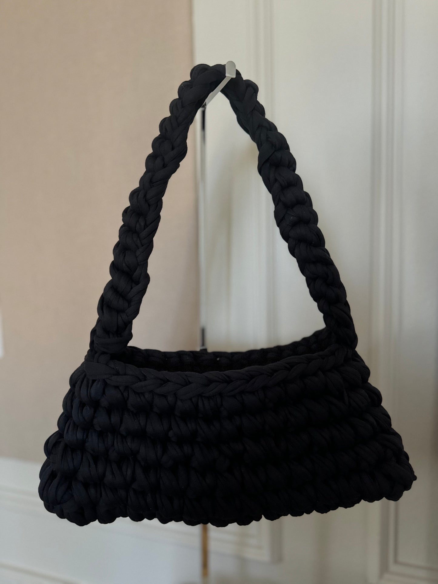 Fina Shoulder Bag